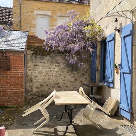 Maison De L Horloge Avallon Exterior photo
